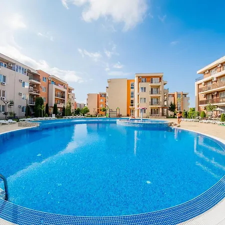 アパート Orchid Garden サニービーチ