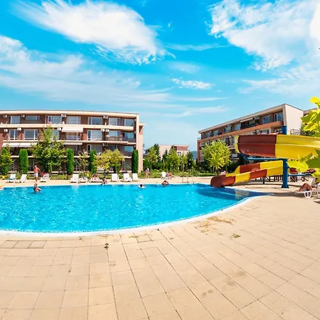 Orchid Garden アパート *