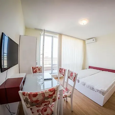 Orchid Garden アパート